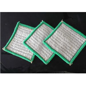 China Geosynthetic Clay Liner, 5500GSM Bentonite Waterproof Pad For Landfill on sale