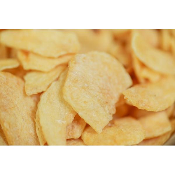 Buy Fresh Pungency Odor 3*5cm Crispy Garlic Chips at wholesale prices