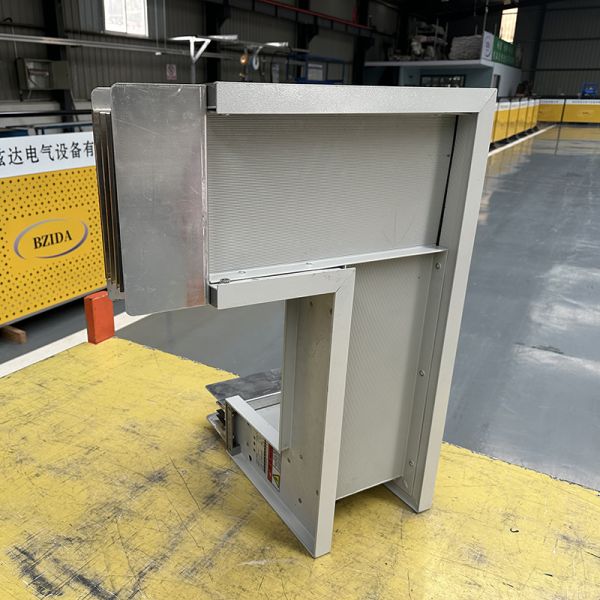 Aluminum Alloy And Copper Sandwich Power Electrical Busway System Busbar Line