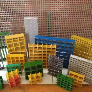 Customizable Fiberglass Grating Panels Molded 1000m2 Technique