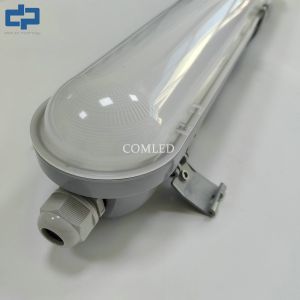 42W 44W 1500mm LED Batten 140lm / W With Polycarbonate Housing
