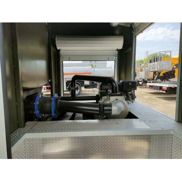 DongFeng 4.5CBM Garden Greening Water Tank Truck DFAC 4X4 Truck Water Sprayer