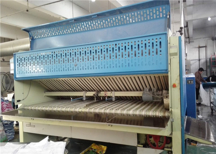 Quality Intelligent Laundry Sheet Folding Machine Low Maintenance Programmed for sale