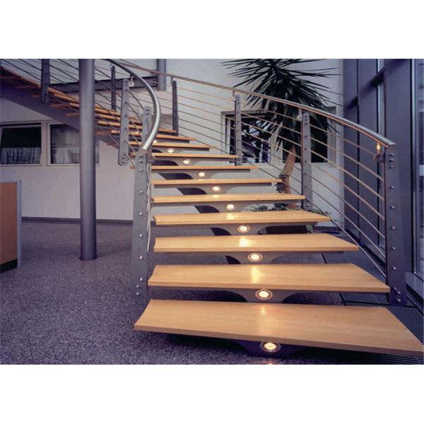 Wood Treada Arc Building Curved Stairs Carbon Steel Stringer Painting Finish