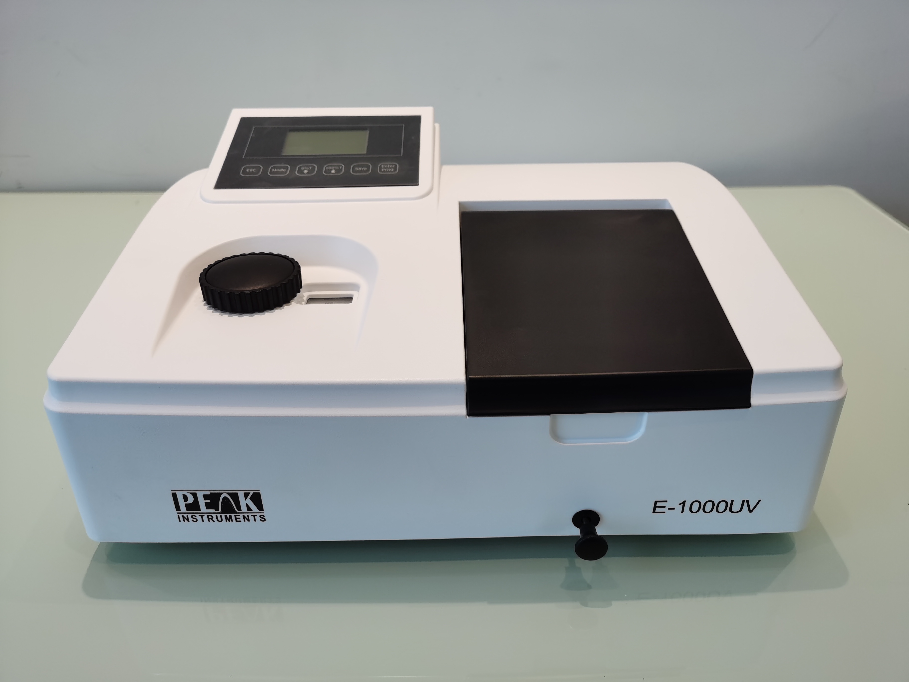 Single Beam Visible 320-1000nm Wavelength Range Chemistry Analyzer Spectrophotometer