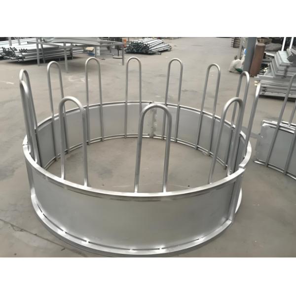 Buy 6 Rails Welded Cattle Feeder Panels Galvanized Metal Livestock Fence at wholesale prices