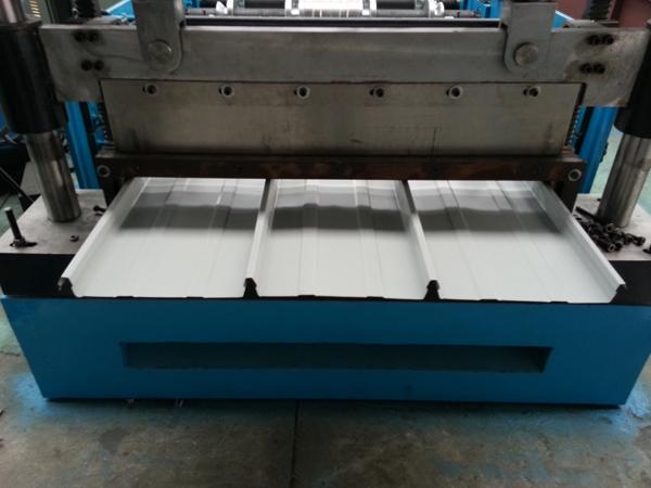 Color sheet steel Kliplock roll forming machine for manufacture