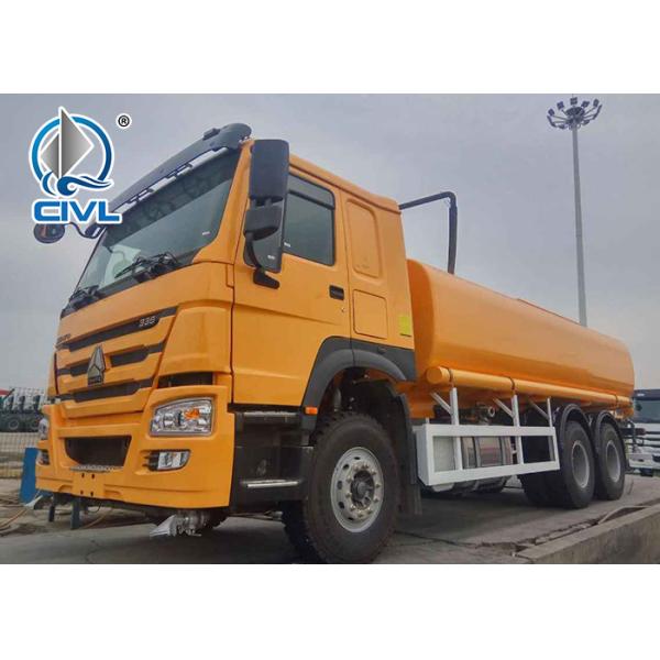 Cleaning width 2.5~3.5m Liquid Tanker Truck , deflection of water spraying rack±30°
