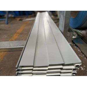 White Color Poultry Farm Structure With Steel Sheets Cladding For Goods Storage