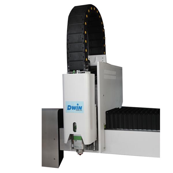 Closed Type CNC 1kw Fiber Laser Cutter With Cover 1300x900mm