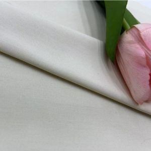 Medium Weight Customized Color Polycotton Shirt Fabric for Men and Women by