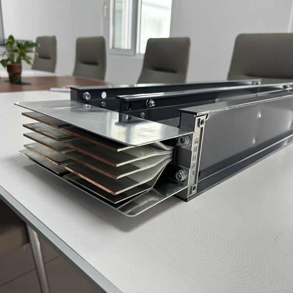 Electric Distribution Aluminum Busbar Duct System Sandwich Type 50/60Hz