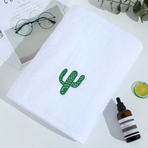 Soft and Thick White Bath Towel made of Pure Cotton with Customized Embroidery