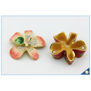 Metal Material Beautiful Flower Shape Crystal Trinket Box SCJ564