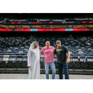 Stadium SMD2121 62500dots/m2 Flexible LED Video Wall P4