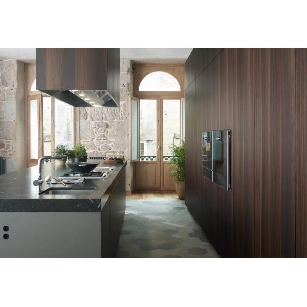 Waterproof Fireproof Advantage in Modern Style Veneer Wood Kitchen Cabinet and Island