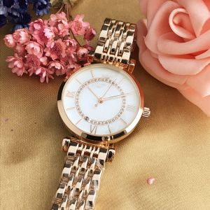 Quality Women's Newly Design Fashion Alloy Wrist Watches for sale