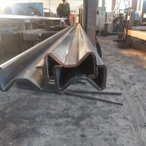 Straight Barrier Customized Road Safety Highway Guardrail Sigma Post Crash