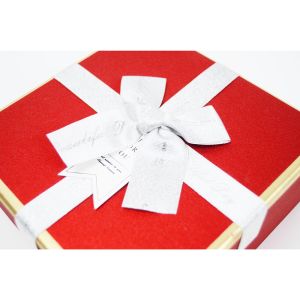 Custom Logo Colorful CMYK Cardboard Paper Gift Storage Box Packaging with Ribbon