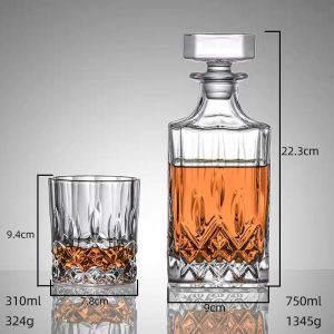 Upgrade Your Barware Collection with Metal Type Glass Crystal Decanter Whiskey