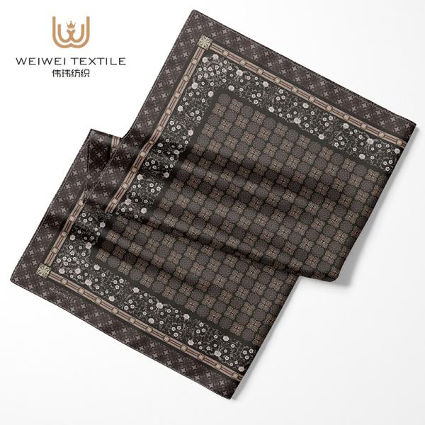 Custom Design Women's Scarf Fashion Square Bidang 45 Luxury Muslim Ladies Hijab Geometric Printed Satin Silk Scarf for Summer