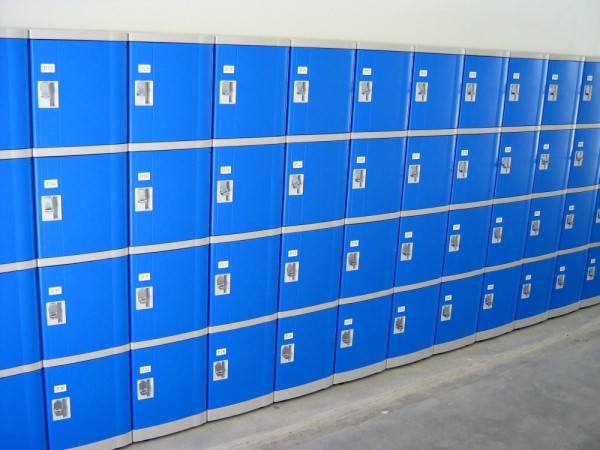 Buy Blue School Lockers With Clover Lock , Vandal Resistant Plastic Four Tier Lockers at wholesale prices