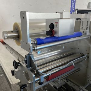 Pillow Shrink Packaging Machine ODM 20bags/min Multi Function