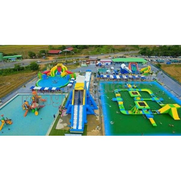 Outdoor Adults Giant Inflatable Water Parks , Floating Playgrounds Customized