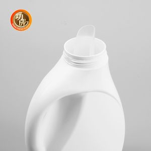 Semi Transparent Detergent Plastic Bottles With Screw Cap