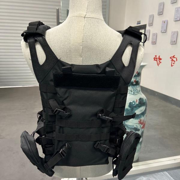 Customizable Combat Tactical Vest for Law Enforcement and Military