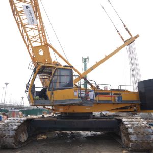 Biggest Used 300t Crawler Crane with long life