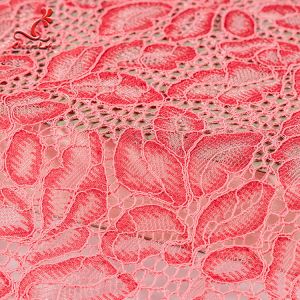 Comfortable Pink Embroidered Lace Fabric Dimensional High Stability