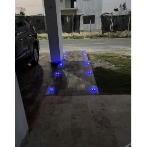 Outdoor Deck Illuminated Light with Solar Power Source and LED Light Source