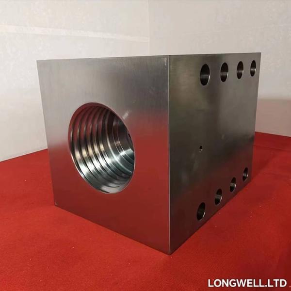 HHF-800/1000 Triplex Fluid End Module with 7500 psi Maximum Pressure, API 6 Connection, and Forged Steel Construction