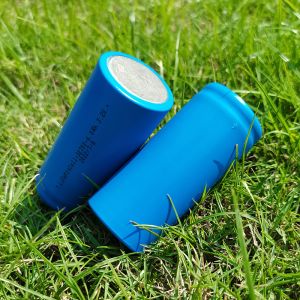 Electric Vehicles 32700 LFP Cylindrical Cells 3.2v 6000mah Lifepo4 Cylindrical