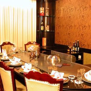 10 Seats Hot Selling Kitchen Equipment Oval BBQ Teppanyaki Grill