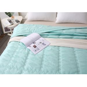 SGS certificate Thin Summer 173x120 Fabric Quilted Quilt
