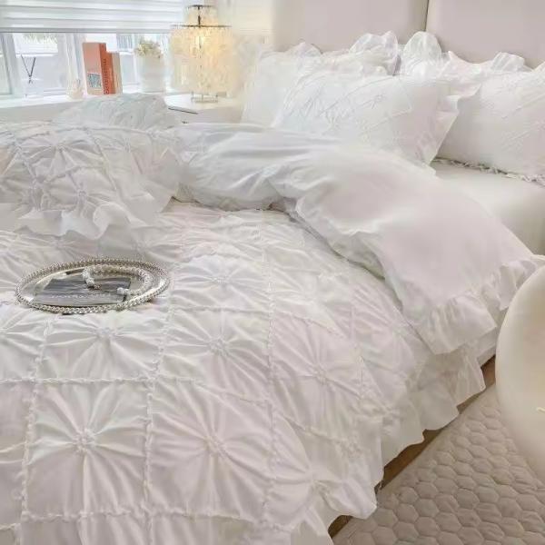 All-Season 100% Cotton Soft Bedding Set with Matching Curtain and Quilt Luxury Egyptian Cotton Set