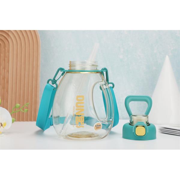 Customized Optional PE Plastic Sports Bottle For Outdoor Travel Camping Hiking