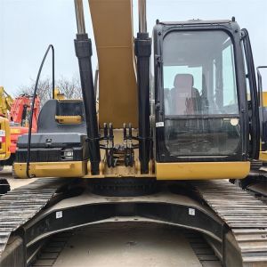 Good Condition CAT Crawler Medium Excavator Cat323 2019 Good Working Condition