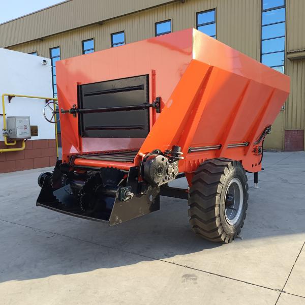 PTO-driven Dual-disc Tractor Mounted Fertilizer Spreader with Hydraulic Control