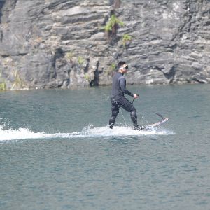 Surfing Experience Jet Man Carbon Fiber Efoil Surfboard 60km/H