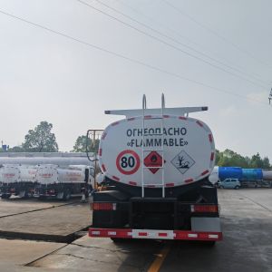Dongfeng 17000Liter Diesel Dispenser Fuel Bower Tanker Tank Delivery Truck