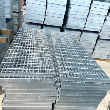 Buy Hot-DIP Galvanized Steel Grating Lattice Platform Stair Treads at wholesale prices
