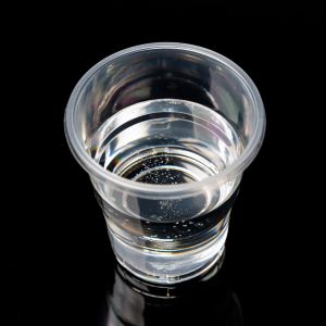 Bead Polymer Butyl Binder Granulated Polymer DEGALAN LP 64/12