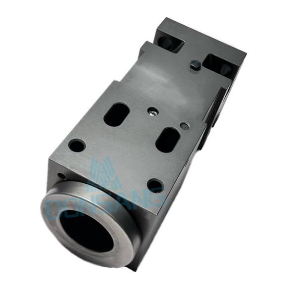 Buy HB30G Hydraulic Breaker Cylinder Front Head Cylinder 150Mm Diameter DS13C at wholesale prices