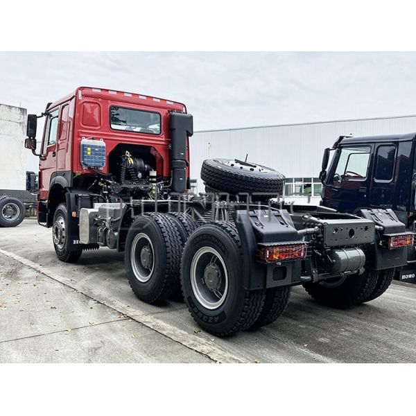 SINOTRUK Heavy Duty Fast Delivery Howo 371HP 6X4 Tractor Truck