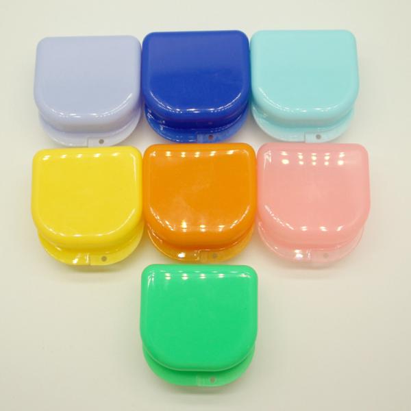 Buy Medical Grade PP Light 38g FDA Denture Storage Box at wholesale prices