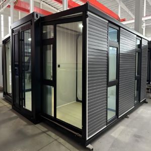 Quality 2 Bedroom Expandable Shipping Container House With Flexibility &amp; Sustainability for sale