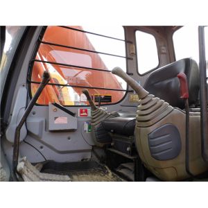 Used HITACHI EX200-5 EXCAVATOR
